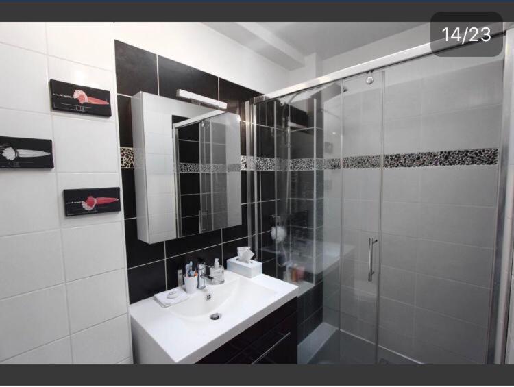 Petit Havre De Paix De 27M2 A Montmartre Lägenhet Paris Exteriör bild
